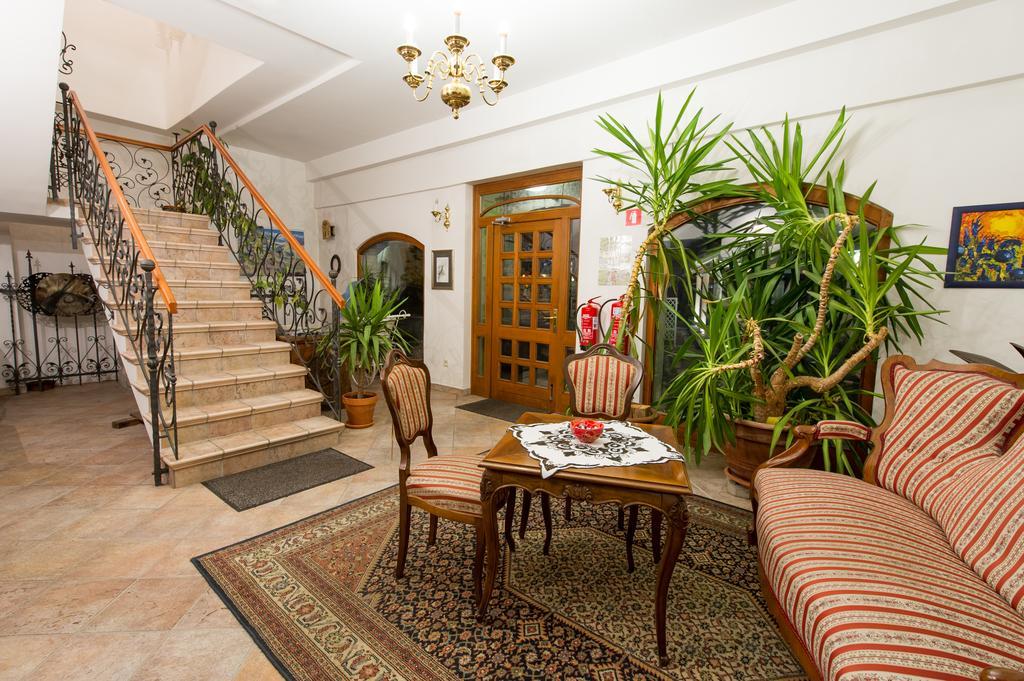 Hotel Sporn Radomlje Ngoại thất bức ảnh
