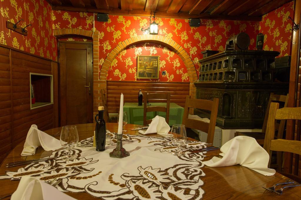 Hotel Sporn Radomlje Ngoại thất bức ảnh