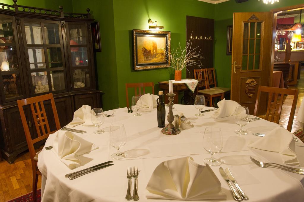 Hotel Sporn Radomlje Ngoại thất bức ảnh